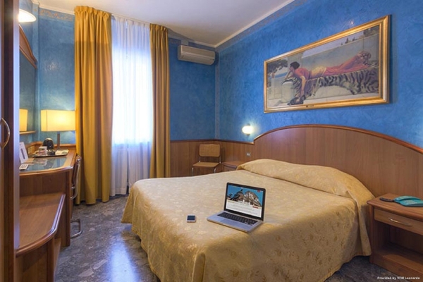 Hotel Europa (Novara)